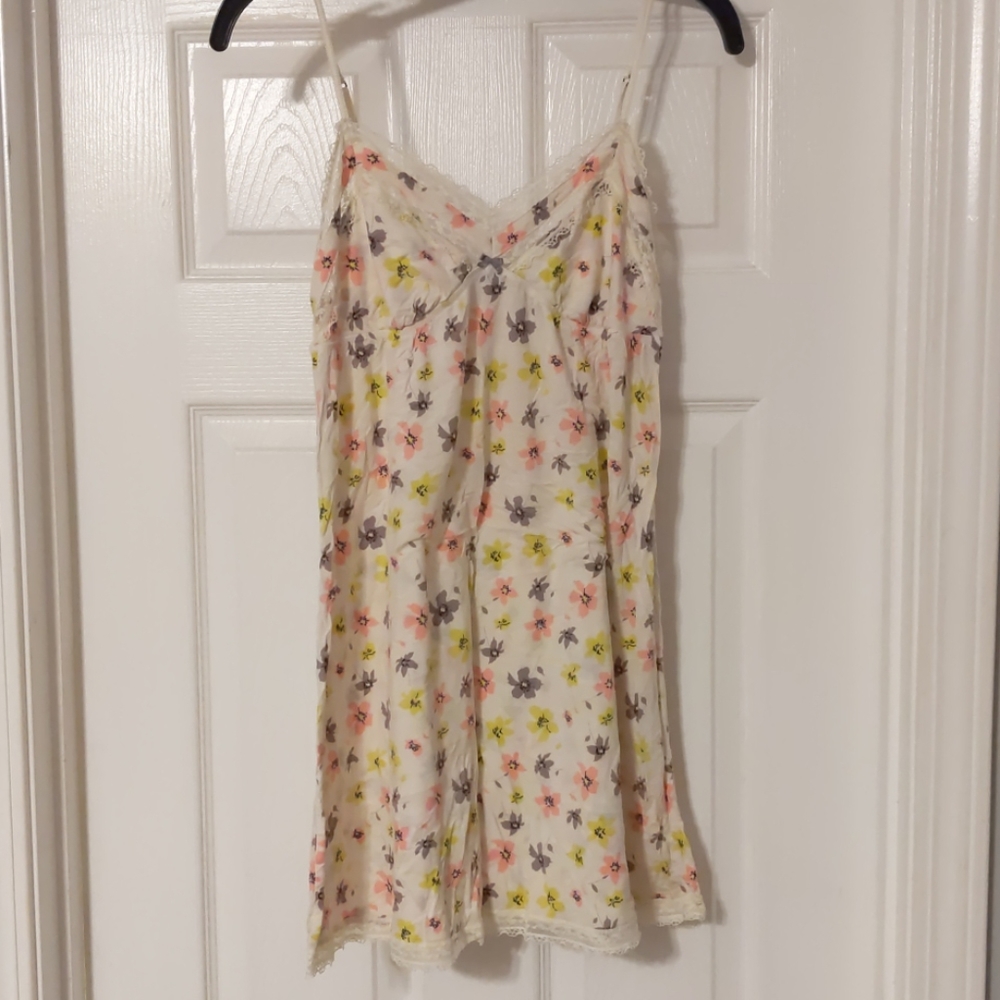 Victoria's Secret Slip